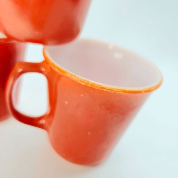 VTG Set 4 Corning Pyrex BURNT ORANGE & WHITE 10 oz Coffee Mugs w/D-Handle - Picture 2 of 8